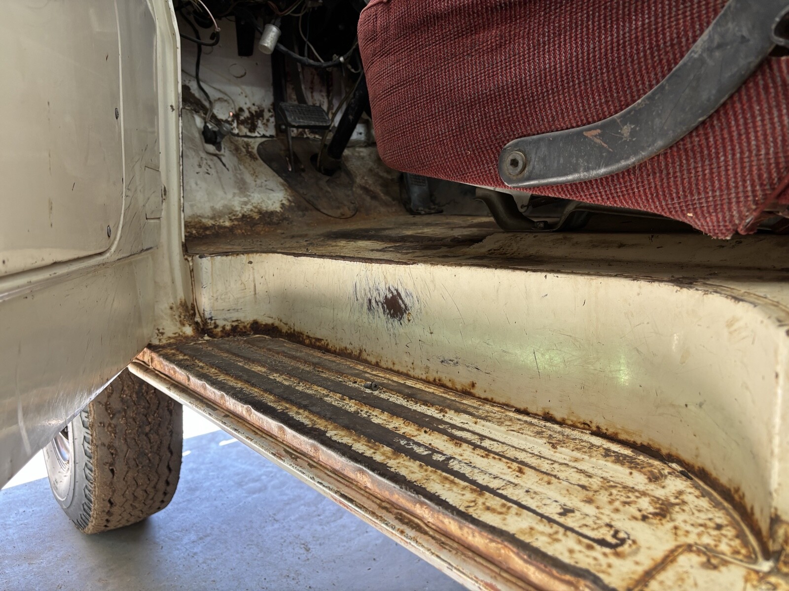 Ford-F-Series-1961-Cab-Chassis-11