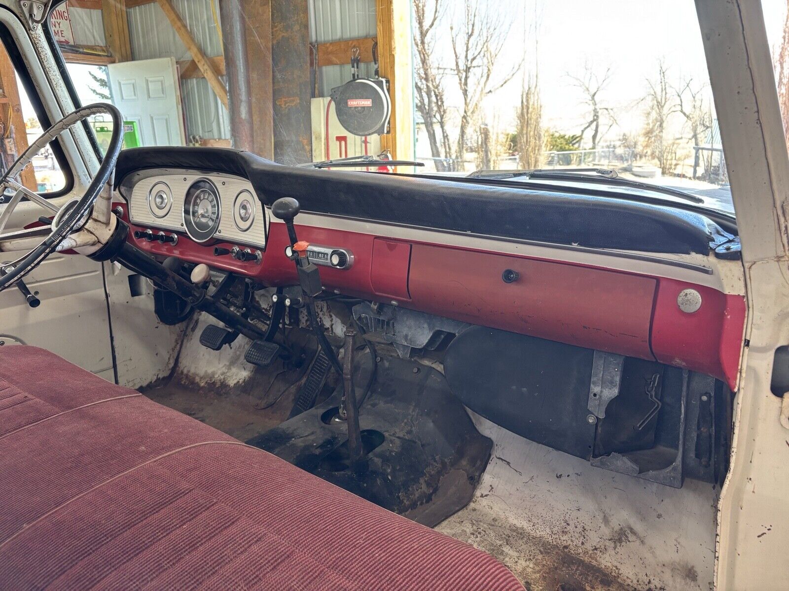 Ford-F-Series-1961-Cab-Chassis-27