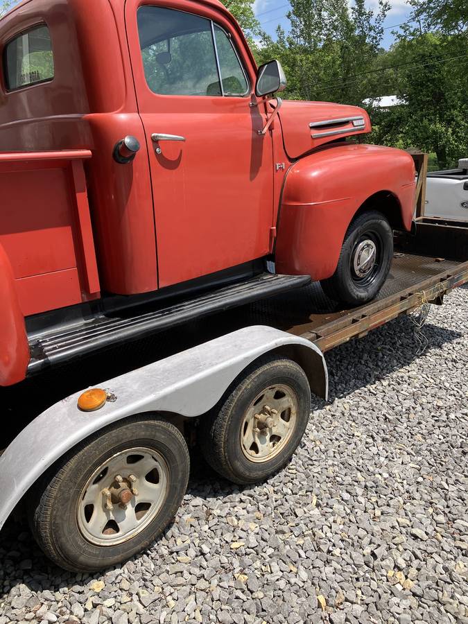 Ford-F1-1948-red-2