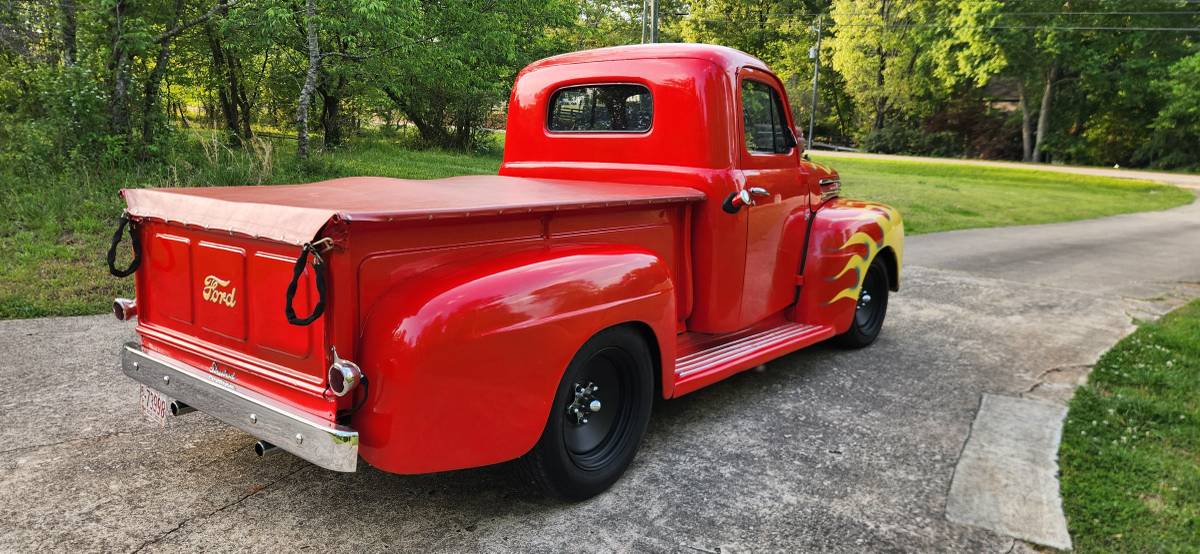 Ford-F1-1949-3