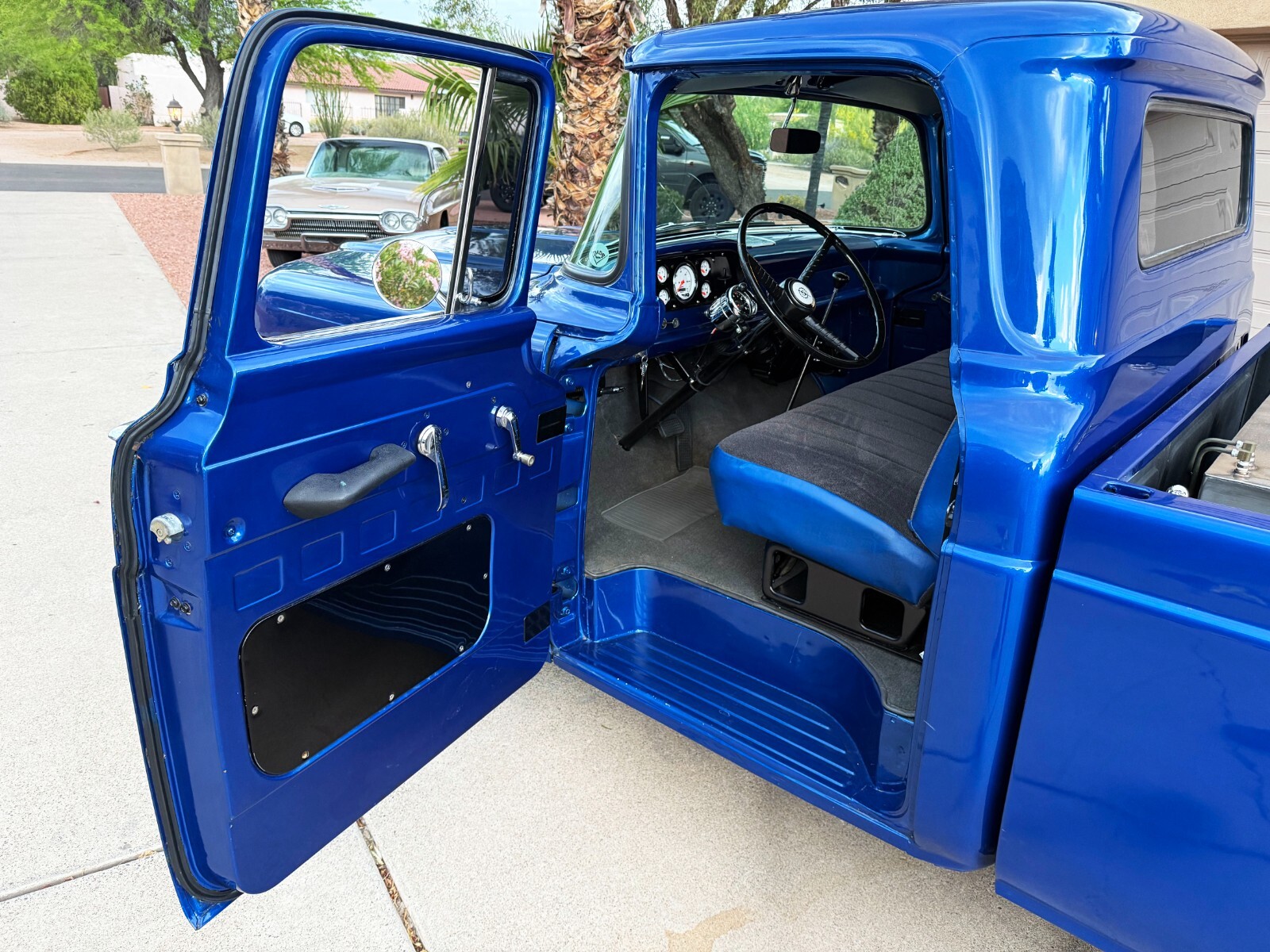 Ford-F100-1960-Pickup-Truck-10