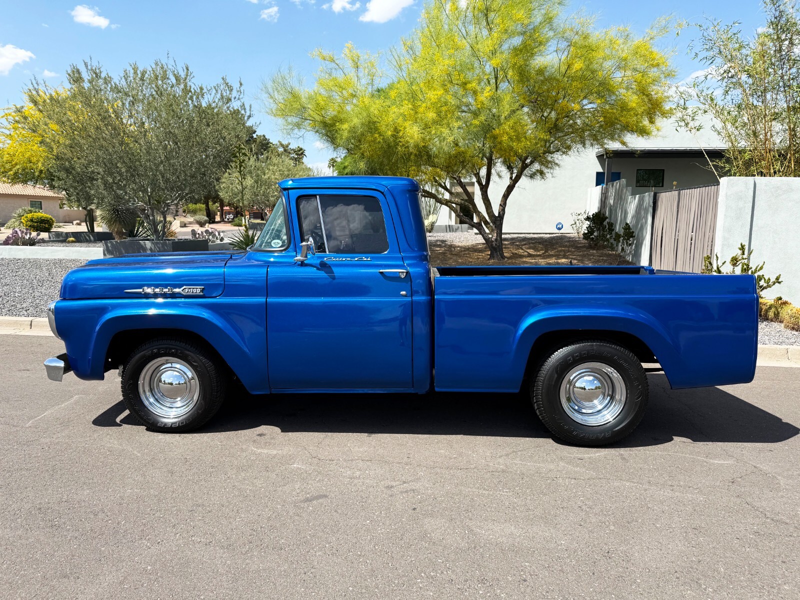 Ford-F100-1960-Pickup-Truck-2