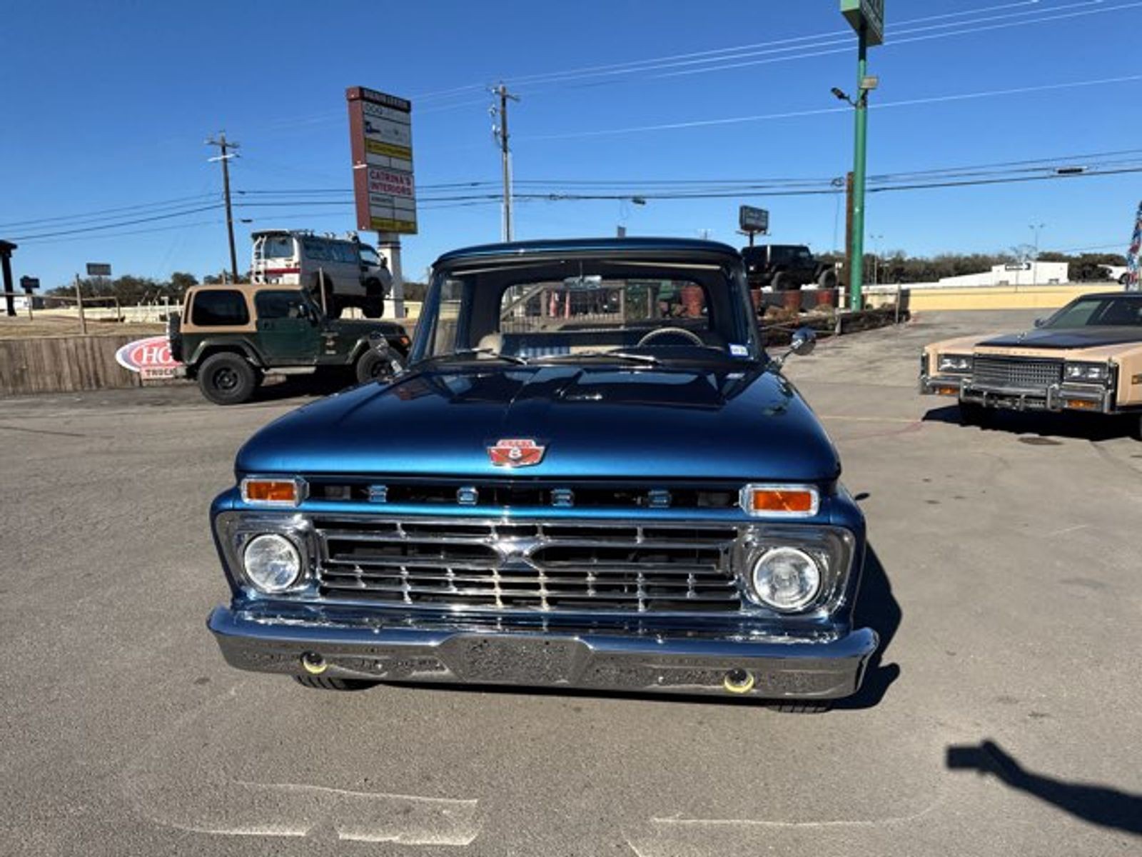 Ford-F100-1966-Pickup-Truck-1