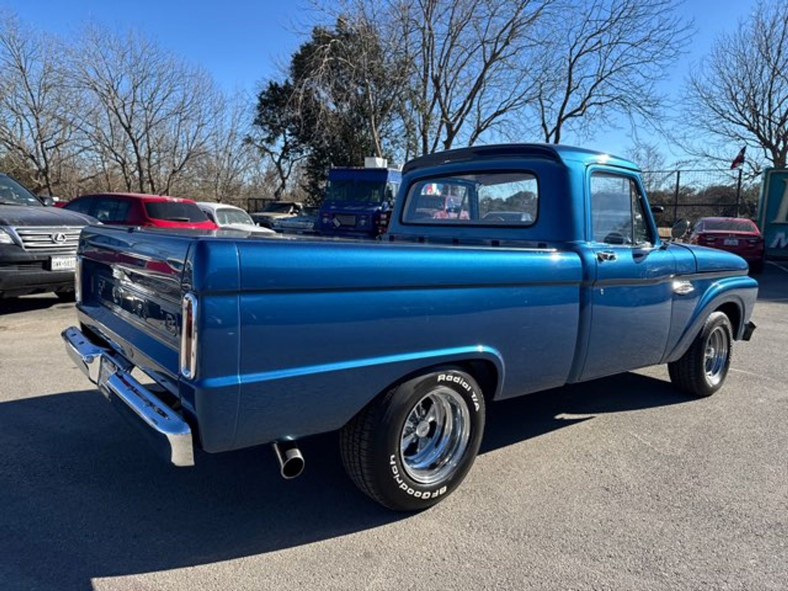 Ford-F100-1966-Pickup-Truck-2
