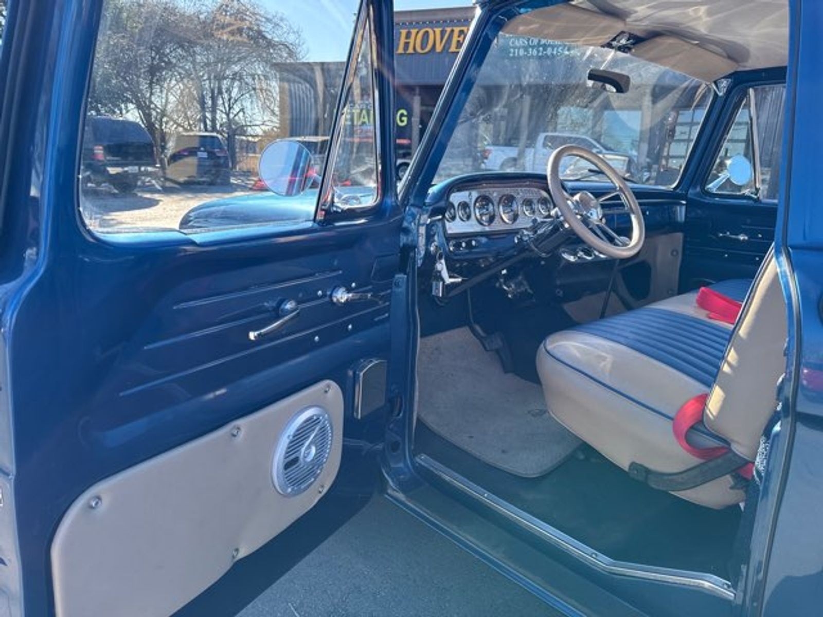 Ford-F100-1966-Pickup-Truck-4