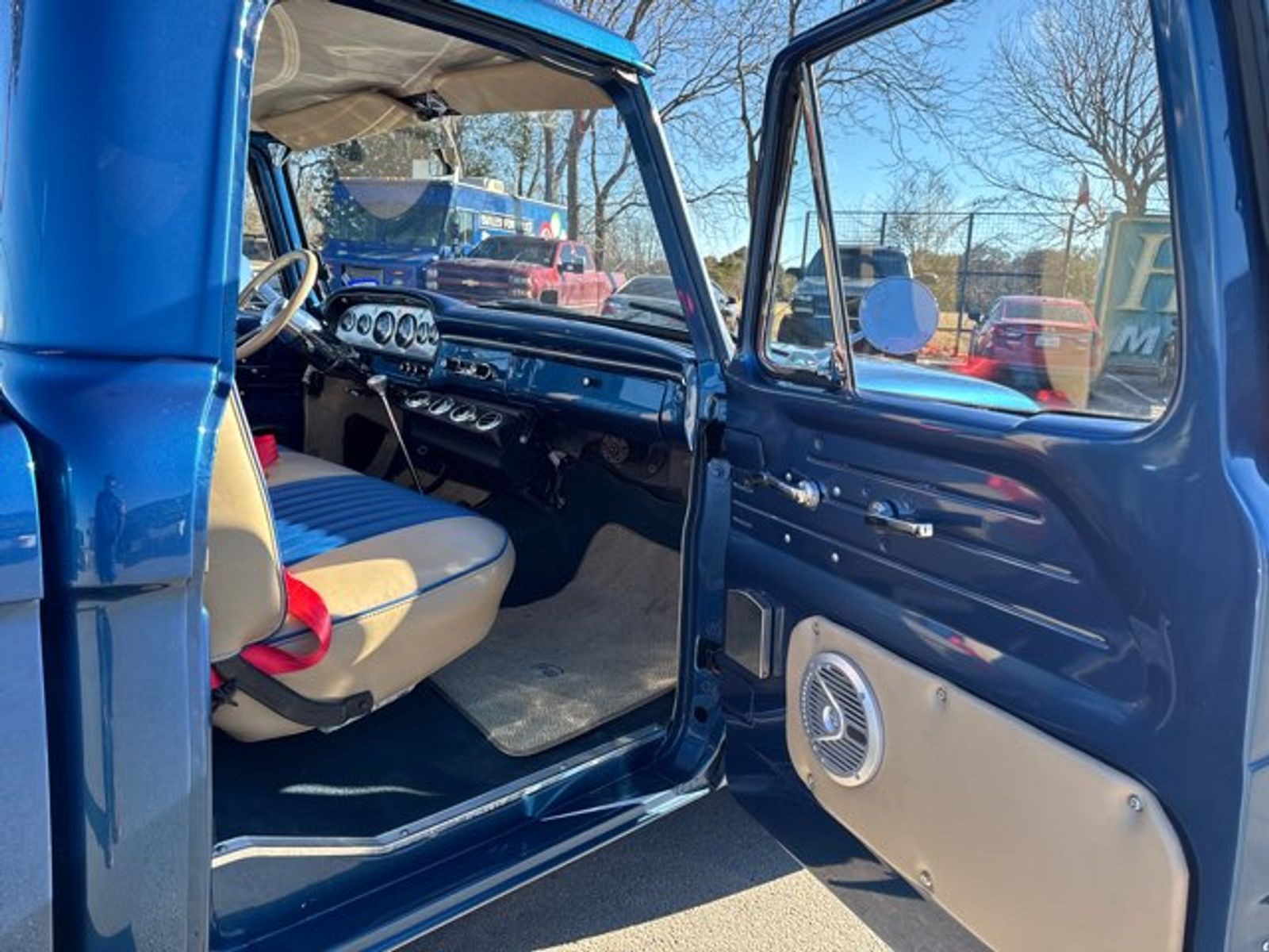 Ford-F100-1966-Pickup-Truck-6