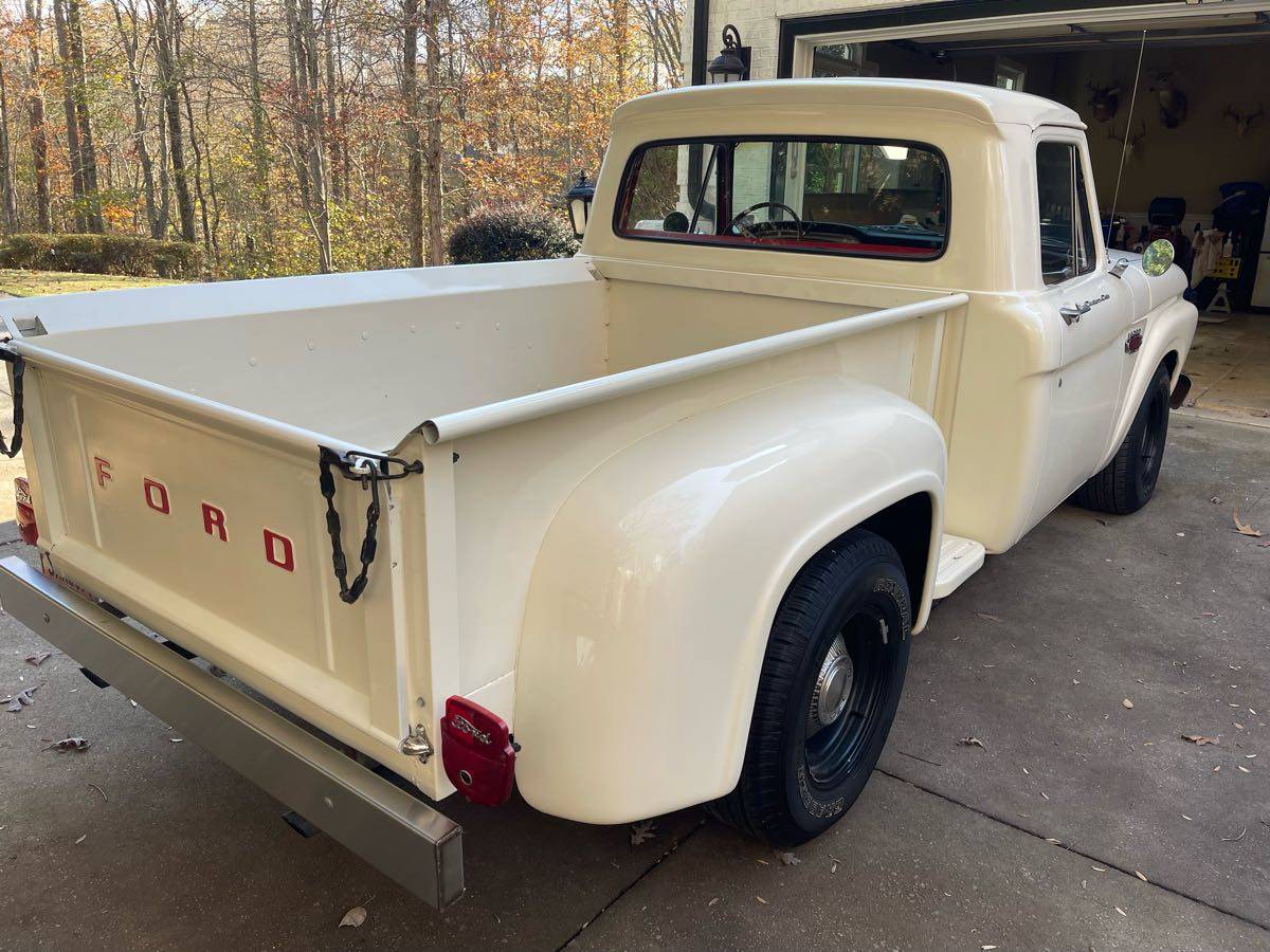Ford-F100-1966-custom-1