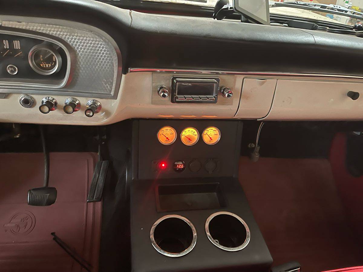 Ford-F100-1966-custom-18