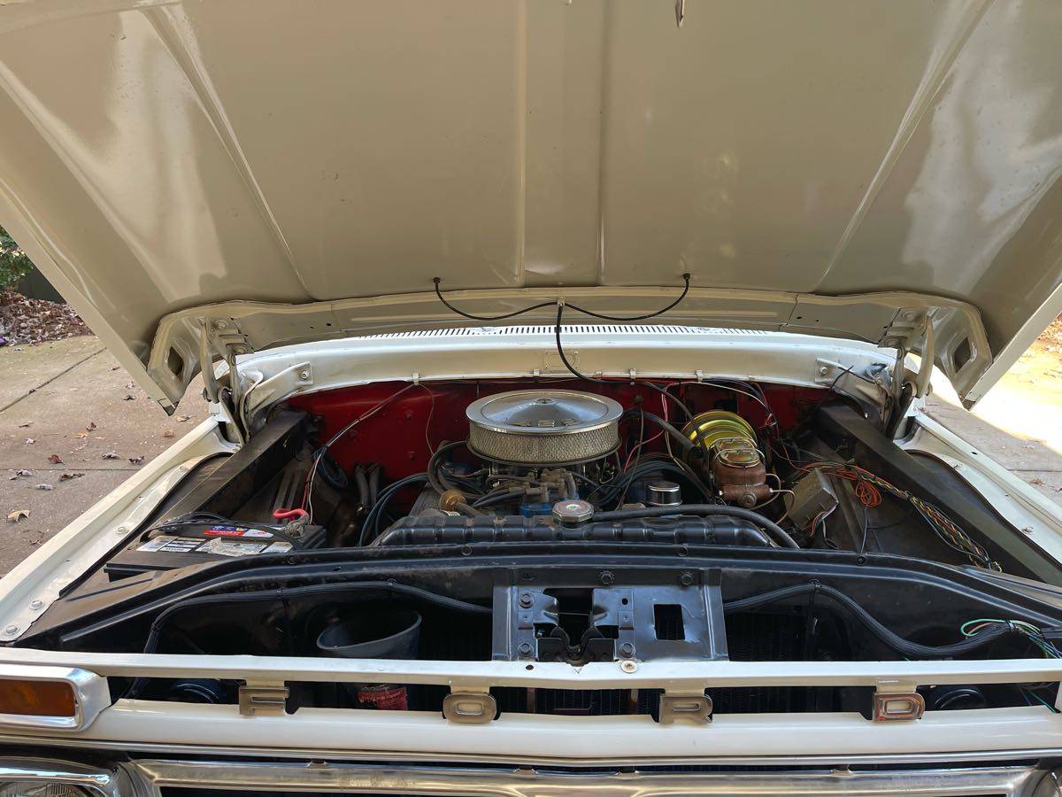 Ford-F100-1966-custom-4