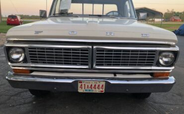 Ford-F100-custom-1970-white-6