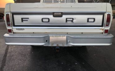 Ford-F100-custom-1970-white-7