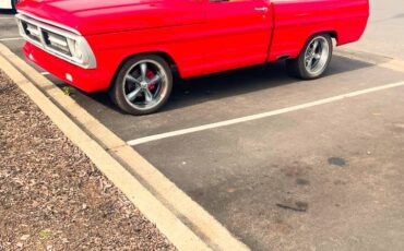 Ford-F100-custom-1972-red-7