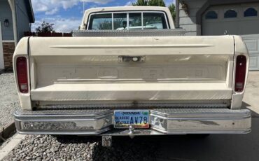 Ford-F100-custom-1979-custom-1
