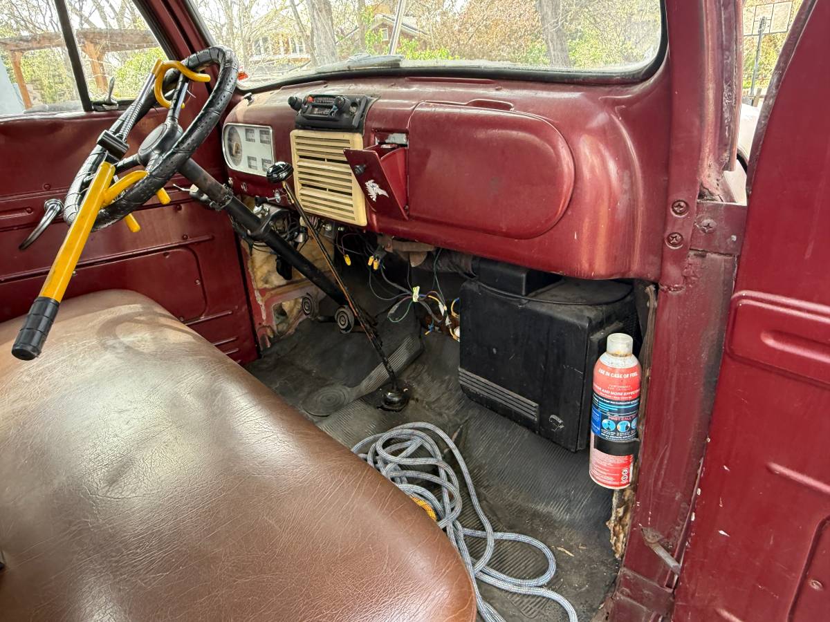 Ford-F100-pickup-1950-red-5