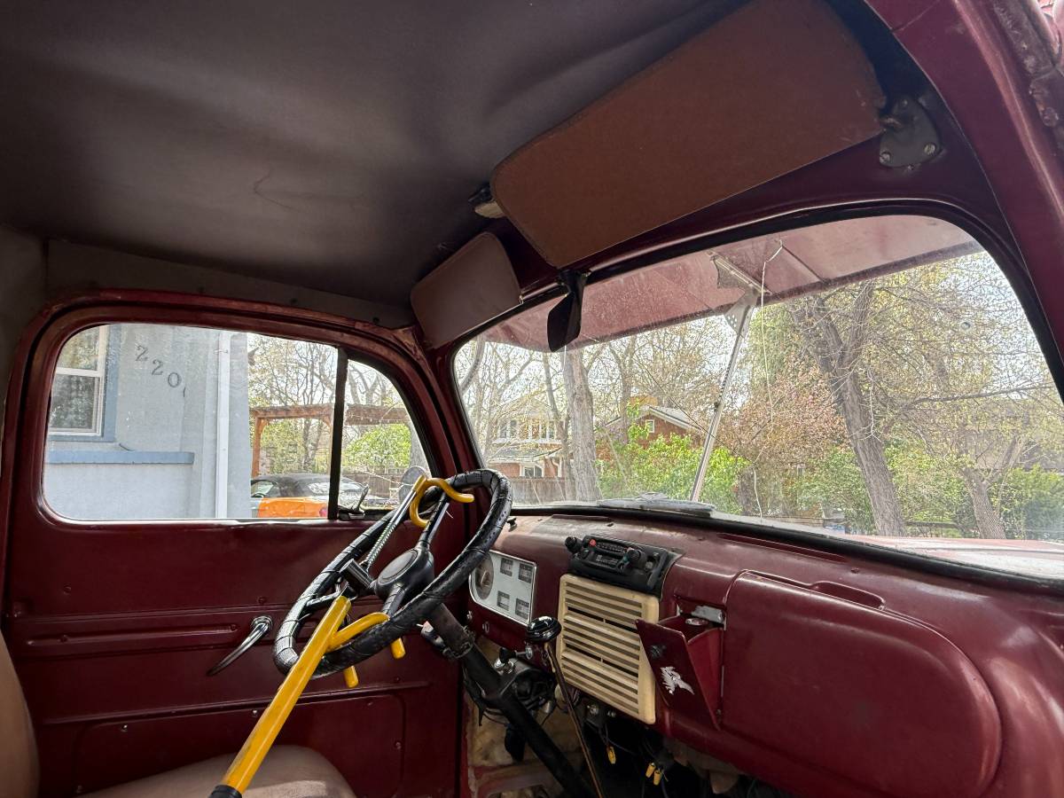 Ford-F100-pickup-1950-red-6