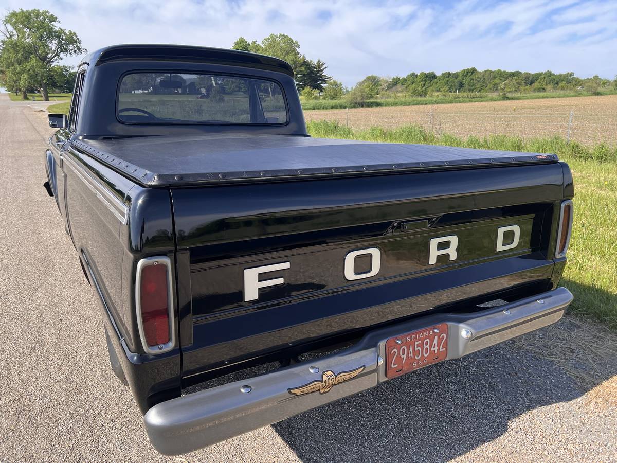 Ford-F100-pickup-1964-black-21