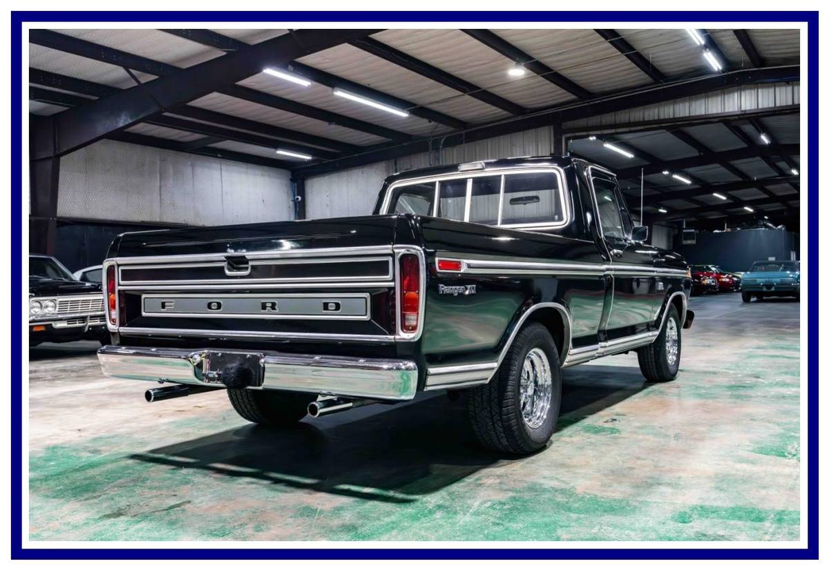 Ford-F100-ranger-xlt-swb-1973-black-1