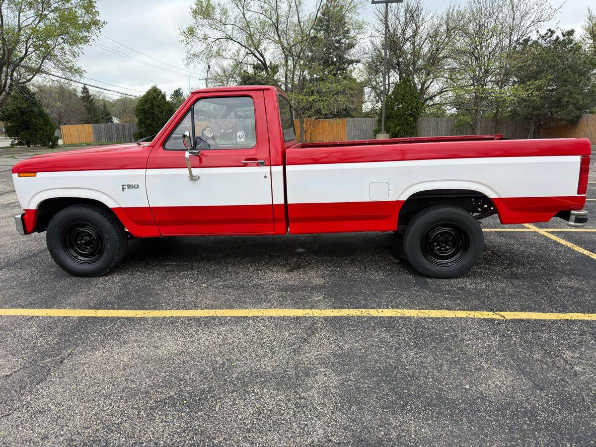 Ford-F150-1985-red-3