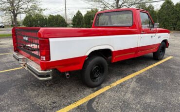 Ford-F150-1985-red-4