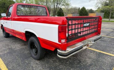 Ford-F150-1985-red-5