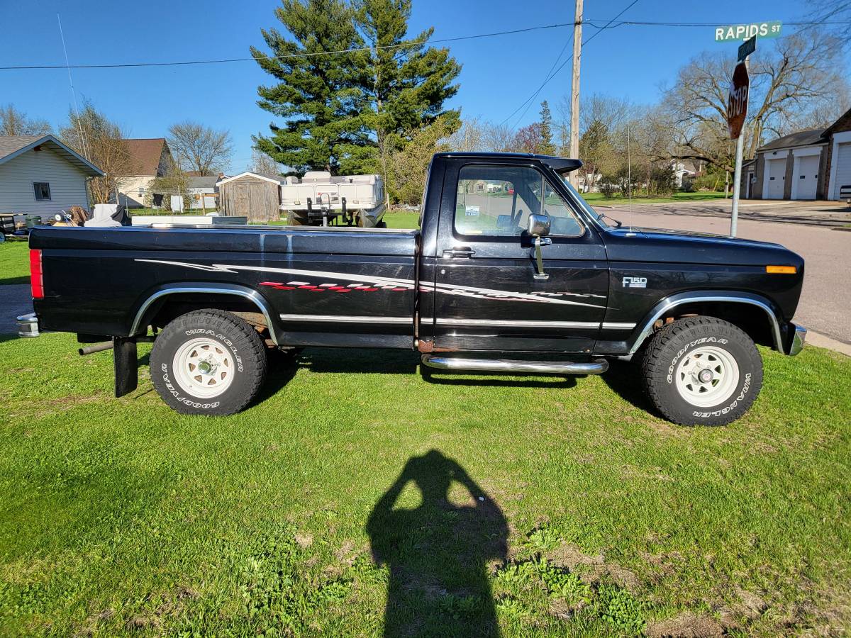 Ford-F150-4x4-1985-2