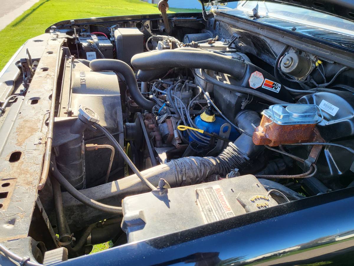 Ford-F150-4x4-1985-8