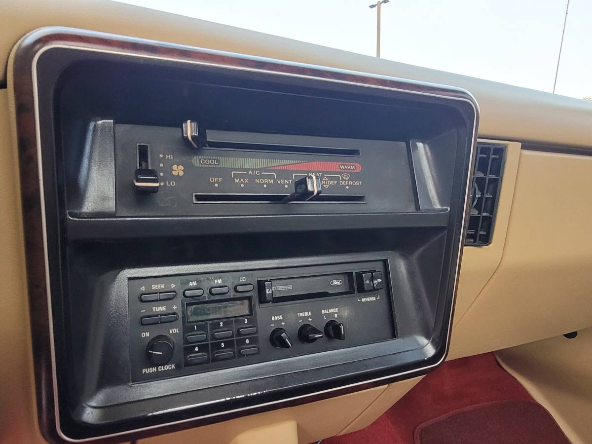 Ford-F150-lariat-1991-red-20