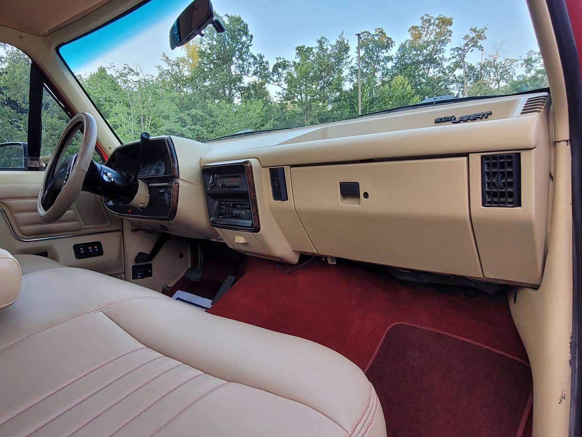 Ford-F150-lariat-1991-red-21