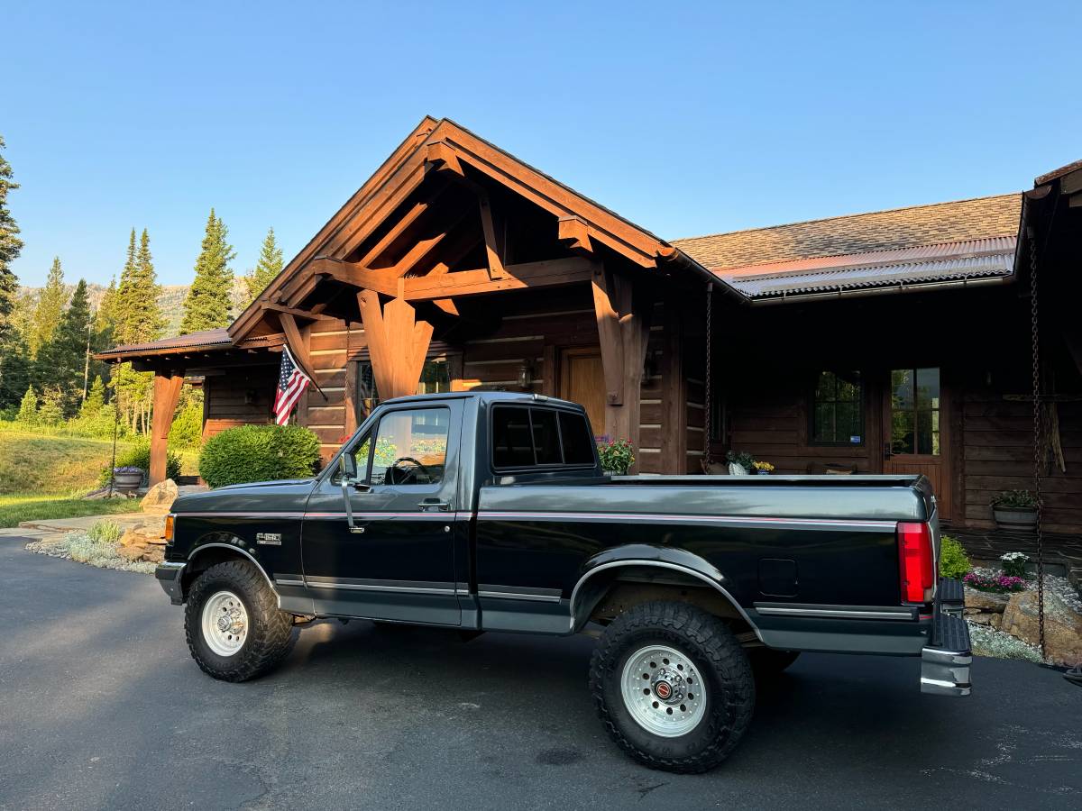 Ford-F150-lariat-xlt-1991-black-2