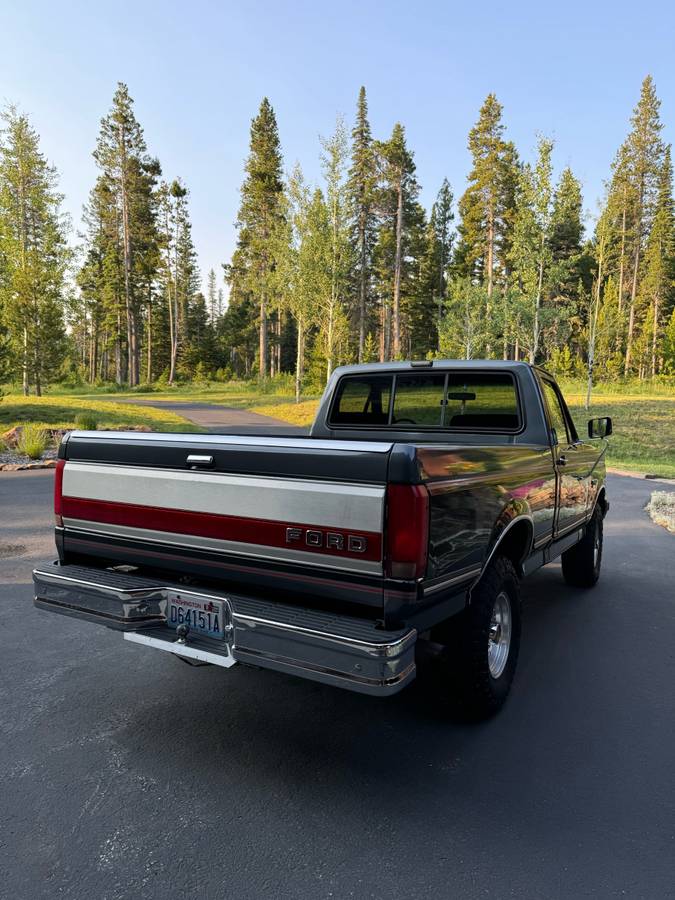 Ford-F150-lariat-xlt-1991-black-3