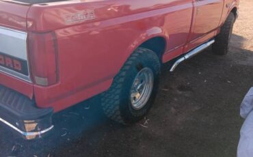 Ford-F150-regular-cab-xl-pickup-1992-red-6
