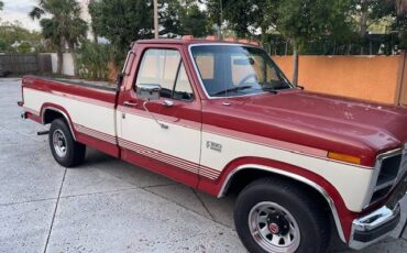Ford-F150-xlt-1985-red-1