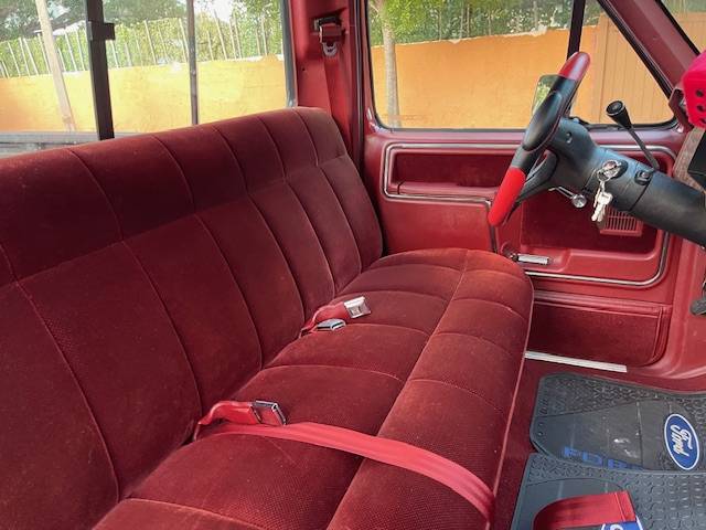 Ford-F150-xlt-1985-red-2