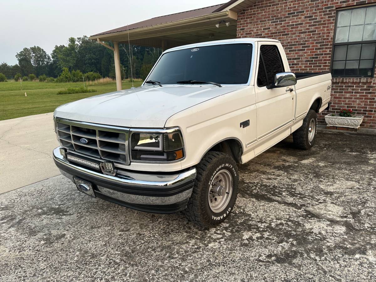Ford-F150-xlt-4-x-4-1993-white-6