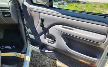 Ford-F150-xlt-4x4-1994-white-4