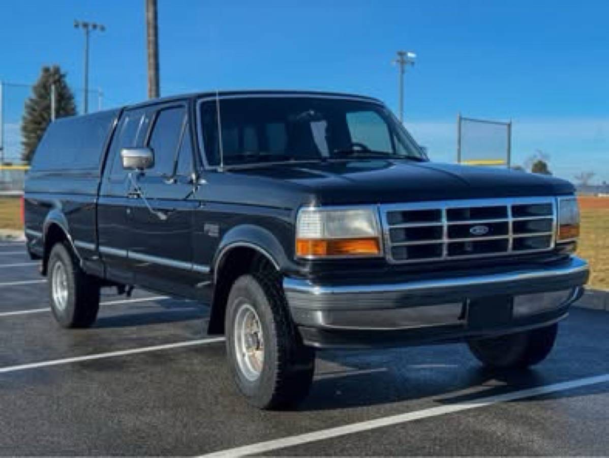 Ford-F150-xlt-supercab-1992-black-3