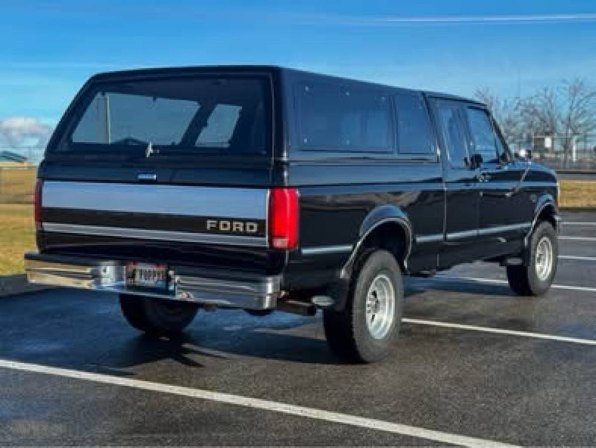Ford-F150-xlt-supercab-1992-black-6