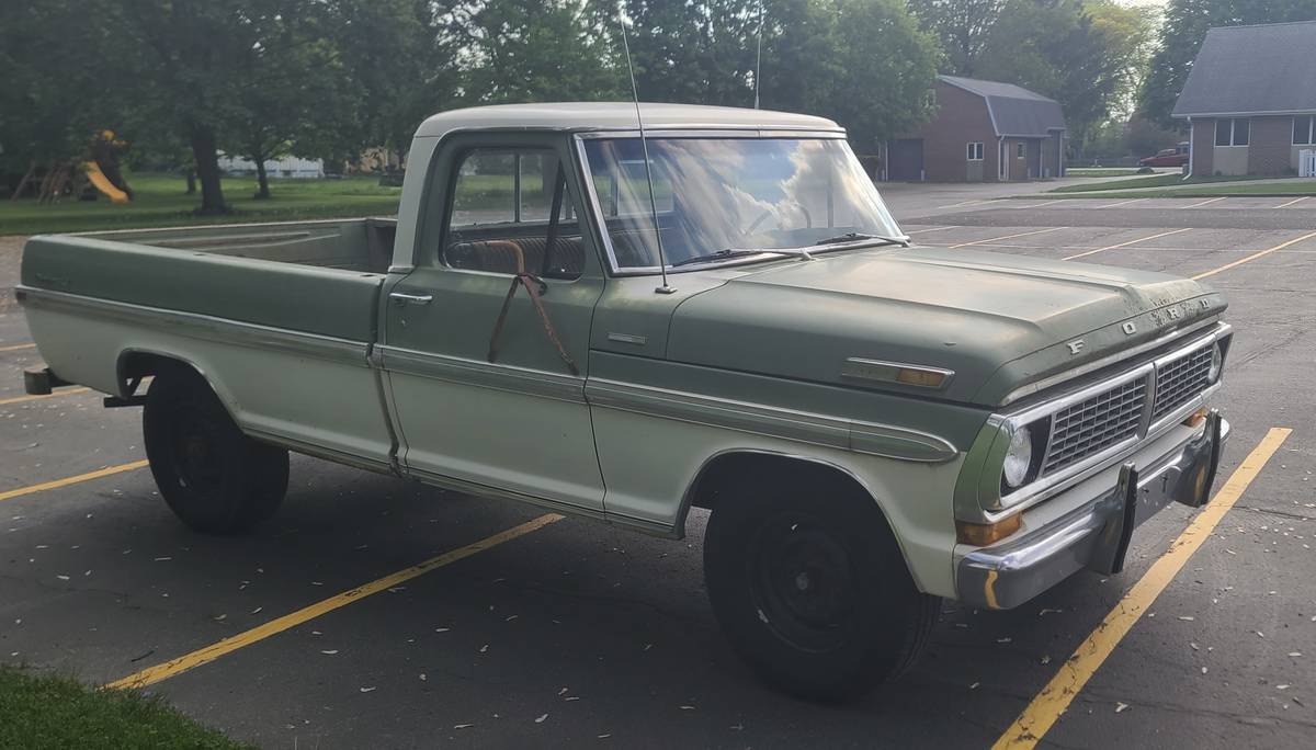 Ford-F250-1970-green-3