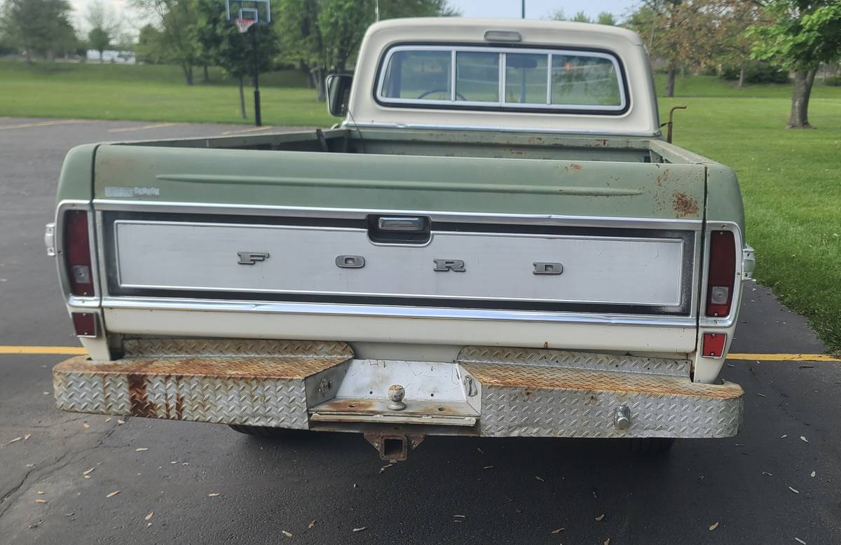 Ford-F250-1970-green-5