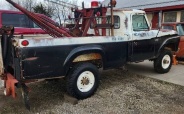 Ford-F250-4x4-1964-black-1