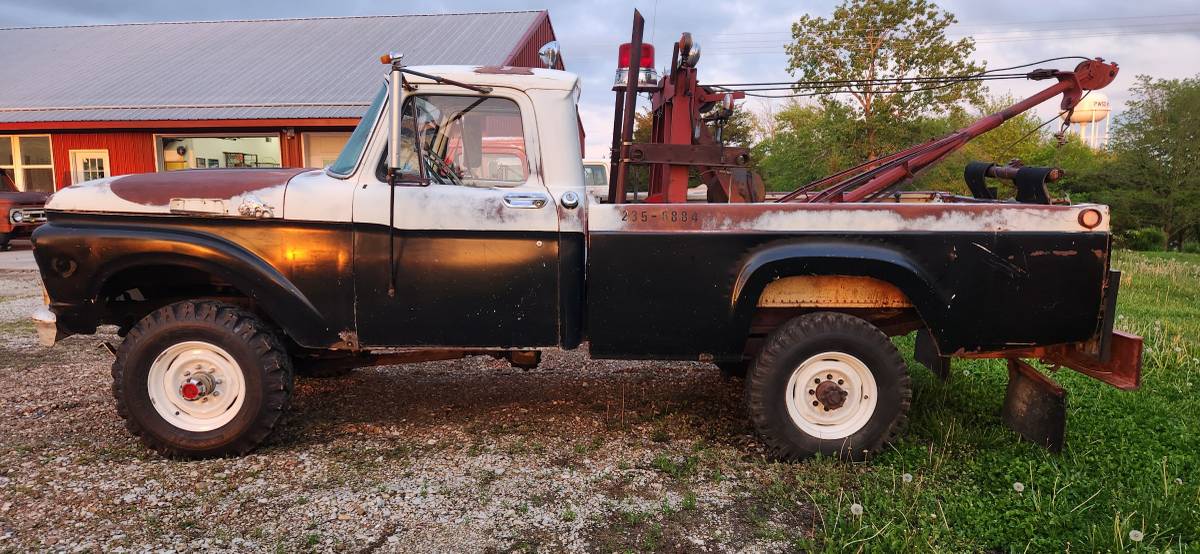 Ford-F250-4x4-1964-black-10