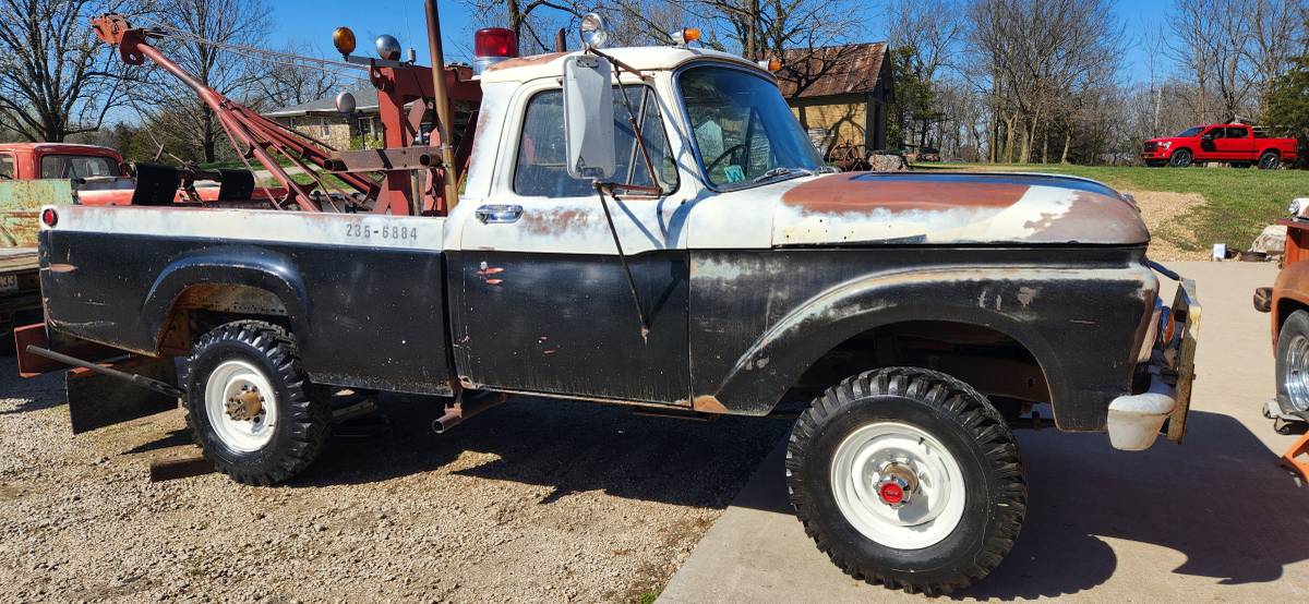 Ford-F250-4x4-1964-black