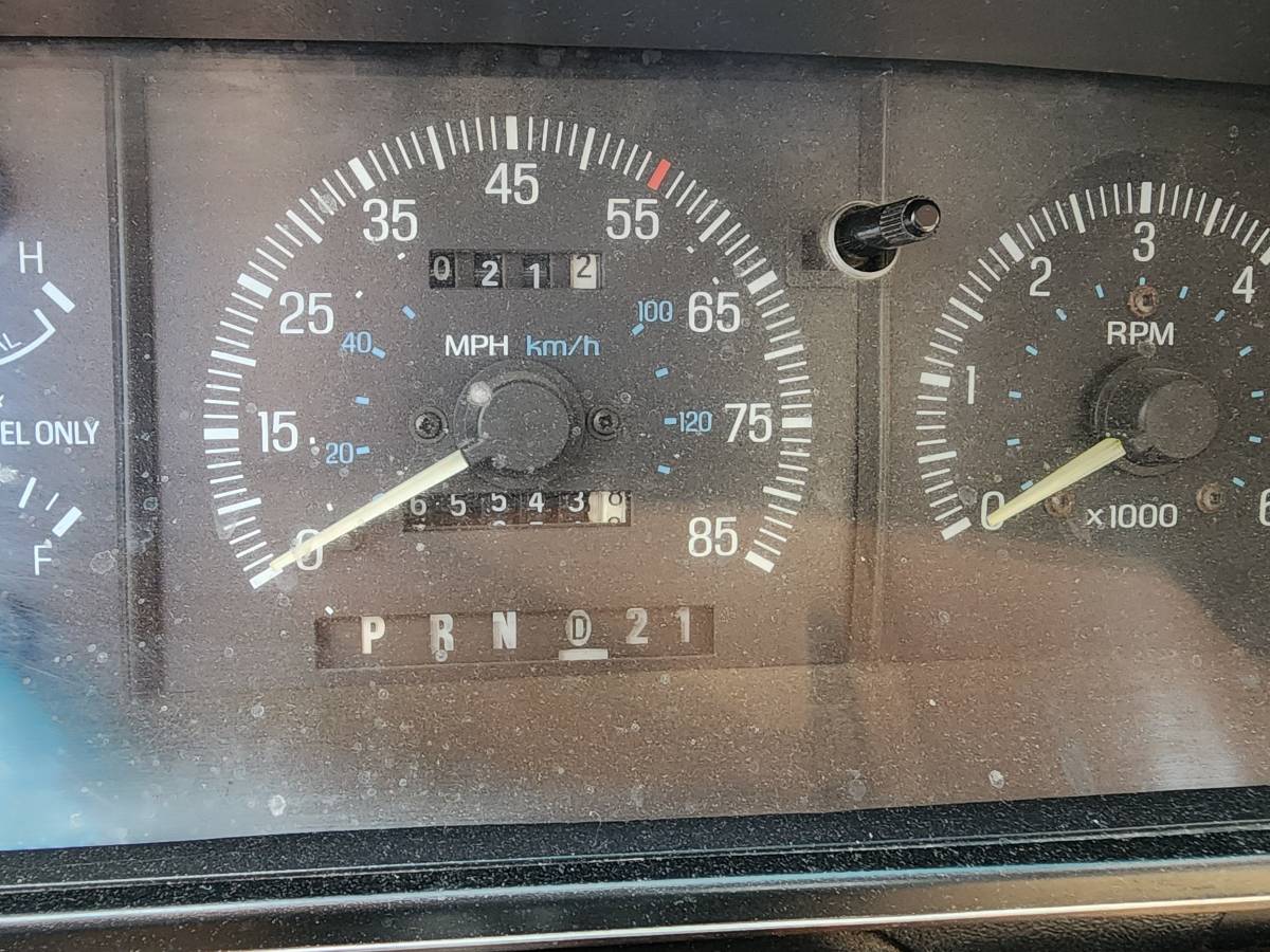 Ford-F250-4x4-1991-brown-6