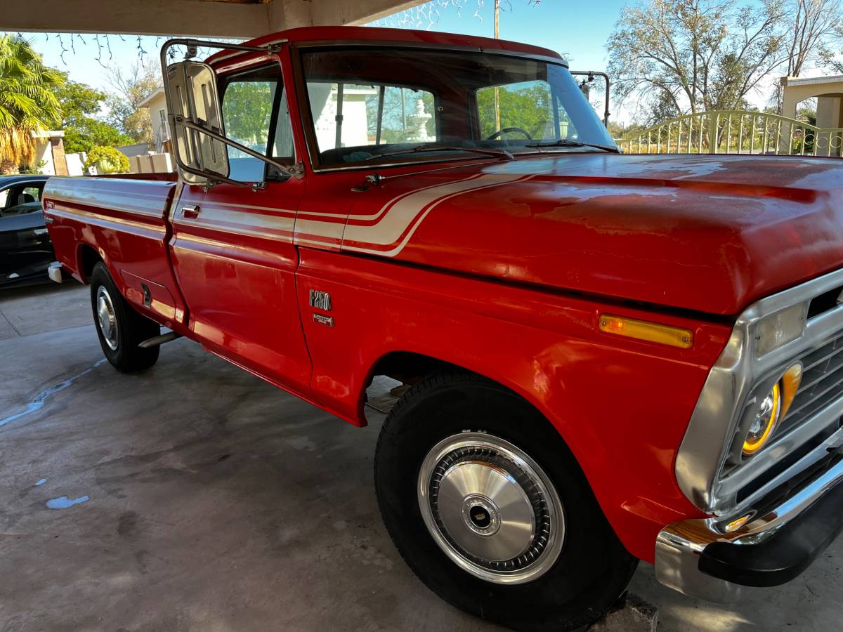 Ford-F250-camper-special.custom-1975-orange-12