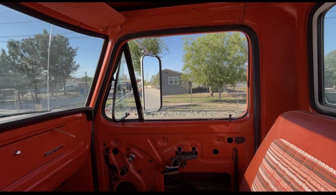 Ford-F250-camper-special.custom-1975-orange-15