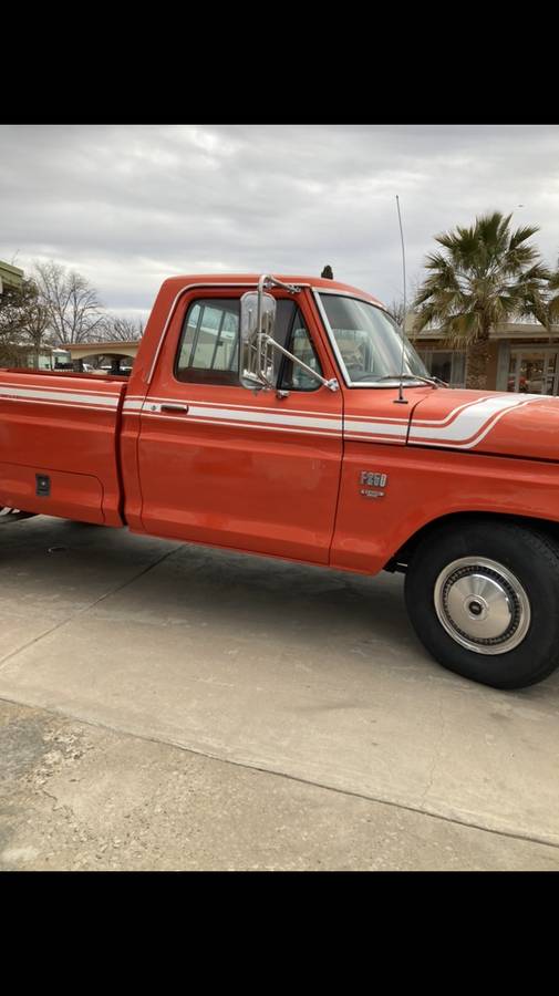 Ford-F250-camper-special.custom-1975-orange-7