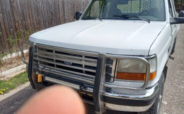 Ford-F250-xlt-4x4-diesel-1993-white-10