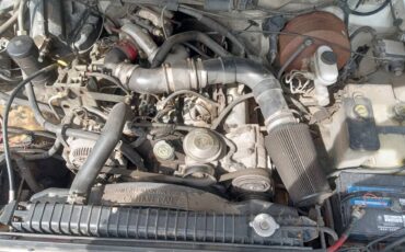 Ford-F250-xlt-4x4-diesel-1993-white