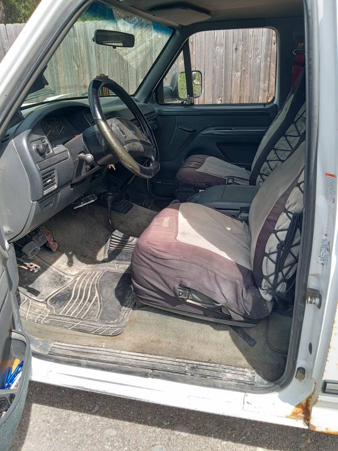 Ford-F250-xlt-4x4-diesel-1993-white-5