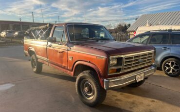 Ford-F250-xlt-diesel-1984-brown-1